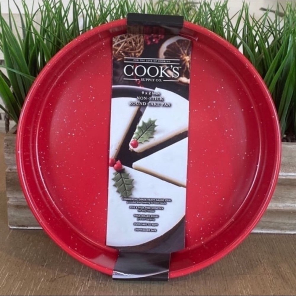 Cook's Supply Co. Red Non-Stick Round Cake Pan